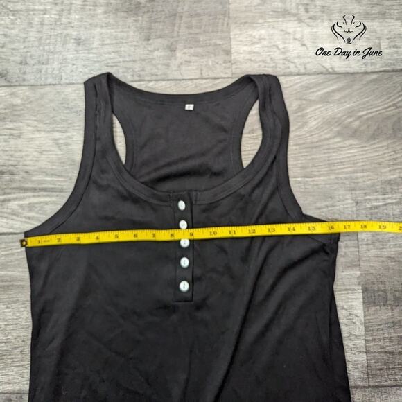 Reoria Sleeveless Pocketed Romper Size S - Picture 4 of 6